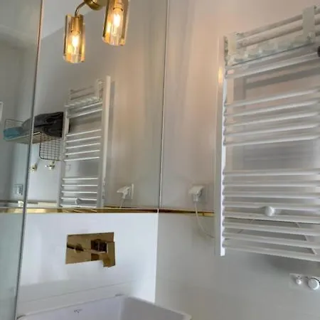 Summer House-nowoczesne Z Jacuzzi I Ladowarka Do Samochodu Wrzosowo (Kamien)