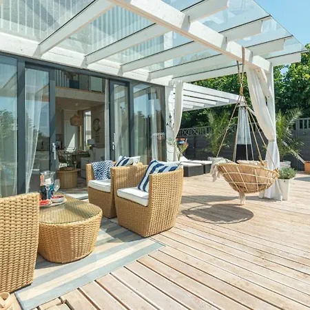 Дом отдыха Summer House-nowoczesne Z Jacuzzi I Ladowarka Do Samochodu