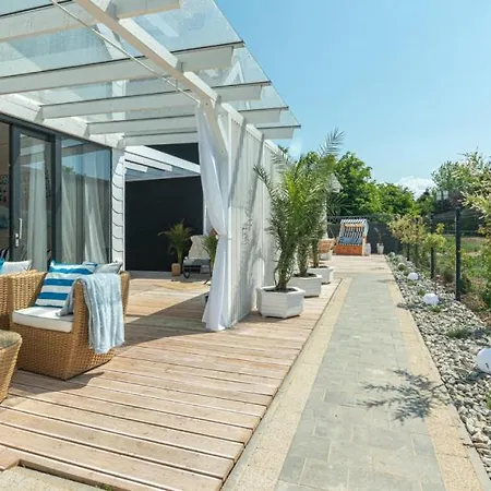 Summer House-nowoczesne Z Jacuzzi I Ladowarka Do Samochodu Wrzosowo (Kamien)