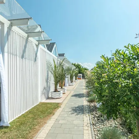 Дом отдыха Summer House-nowoczesne Z Jacuzzi I Ladowarka Do Samochodu *